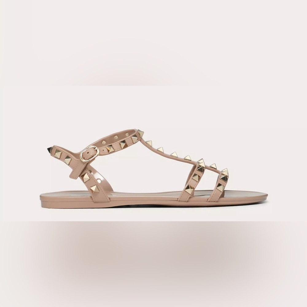 Valentino Garavani Rockstud rubber sandal
